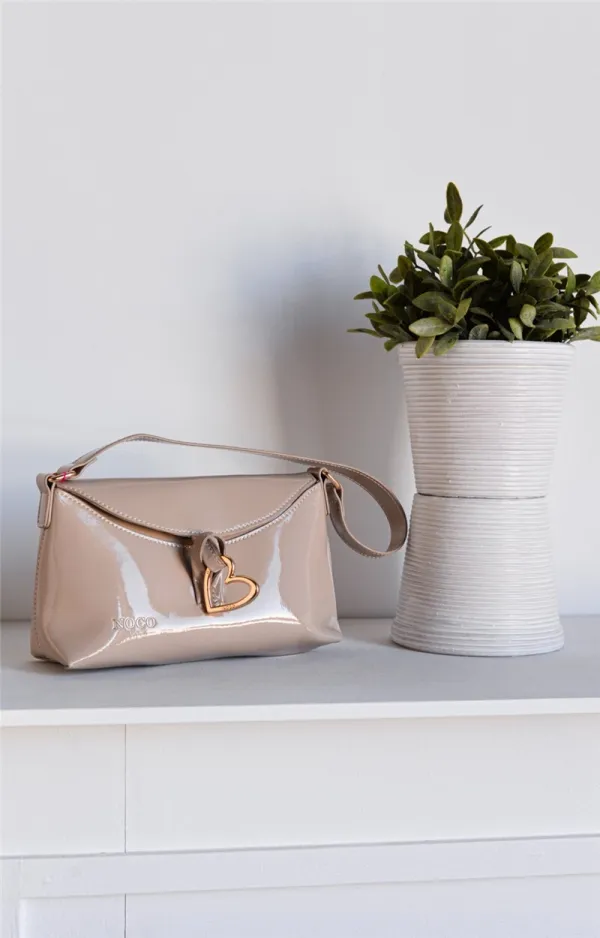 bolsito-charol-beige-noco-1