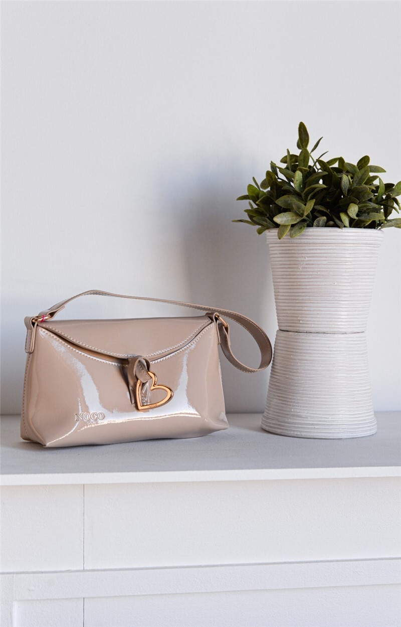bolsito-charol-beige-noco-1