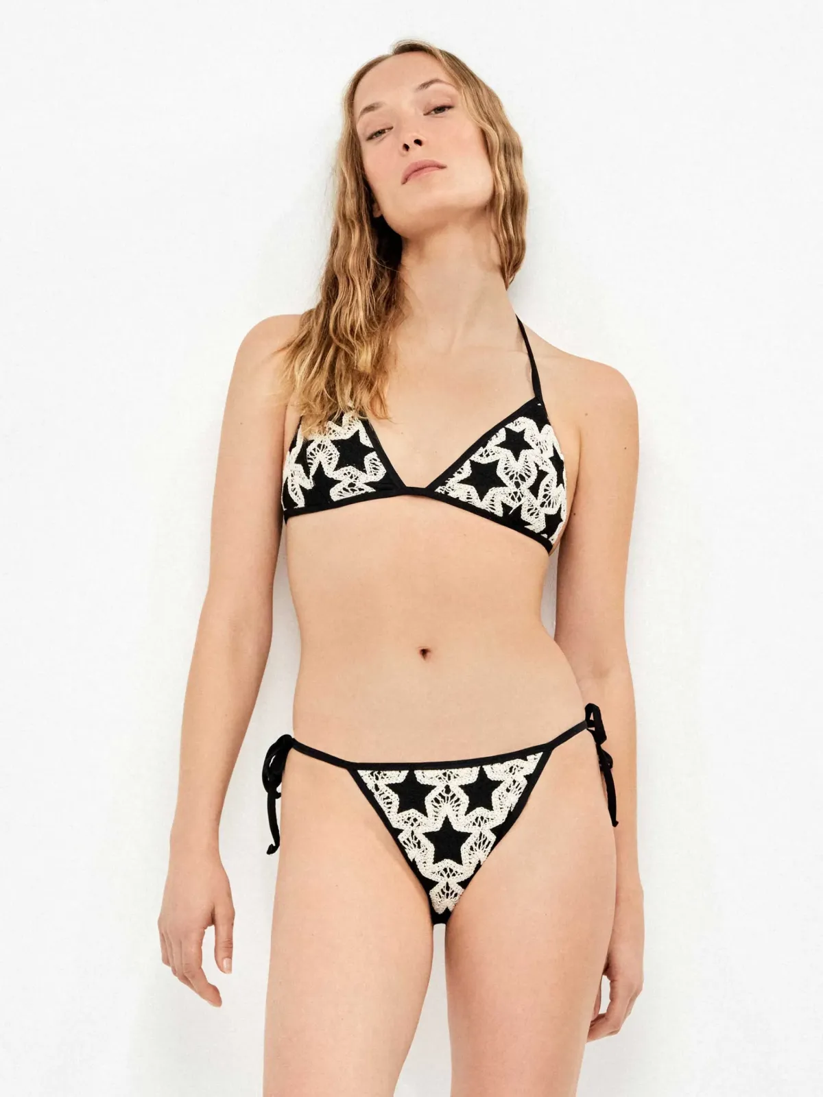 30289_bikini_crochet_negro_crema-1