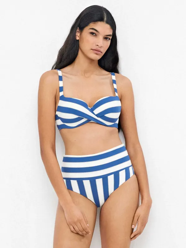 bikini-capacidad-rayas-azules
