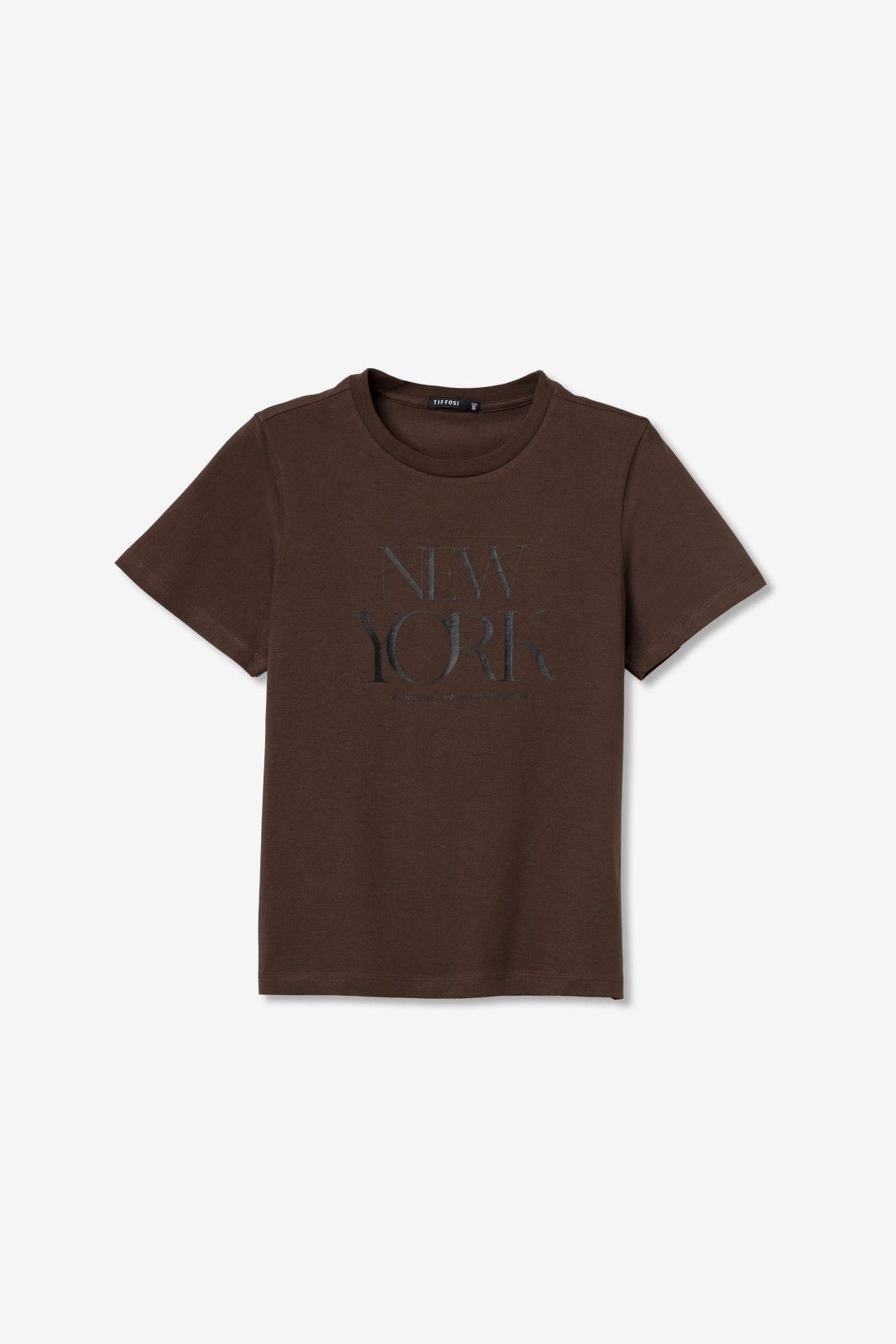 camiseta-manga-corta-marrón-chocolate-new-york