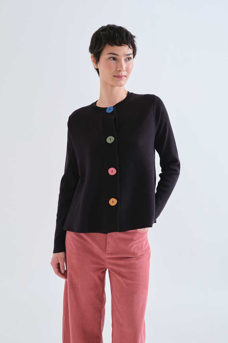 cardigan-negro-botones-colores-compañia-fantastica-63C10225_01