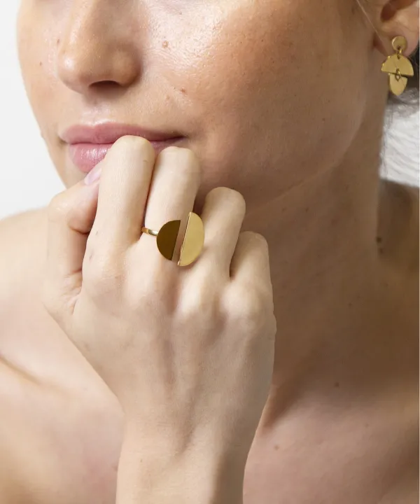 anillo-semicirculos-tantrend-acero-bañado-oro-1