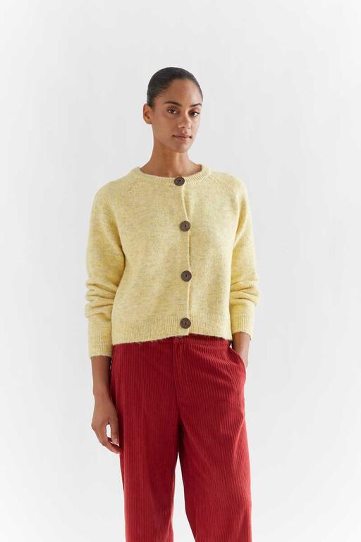 cardigan-vainilla-grueso-compañia-fantastica