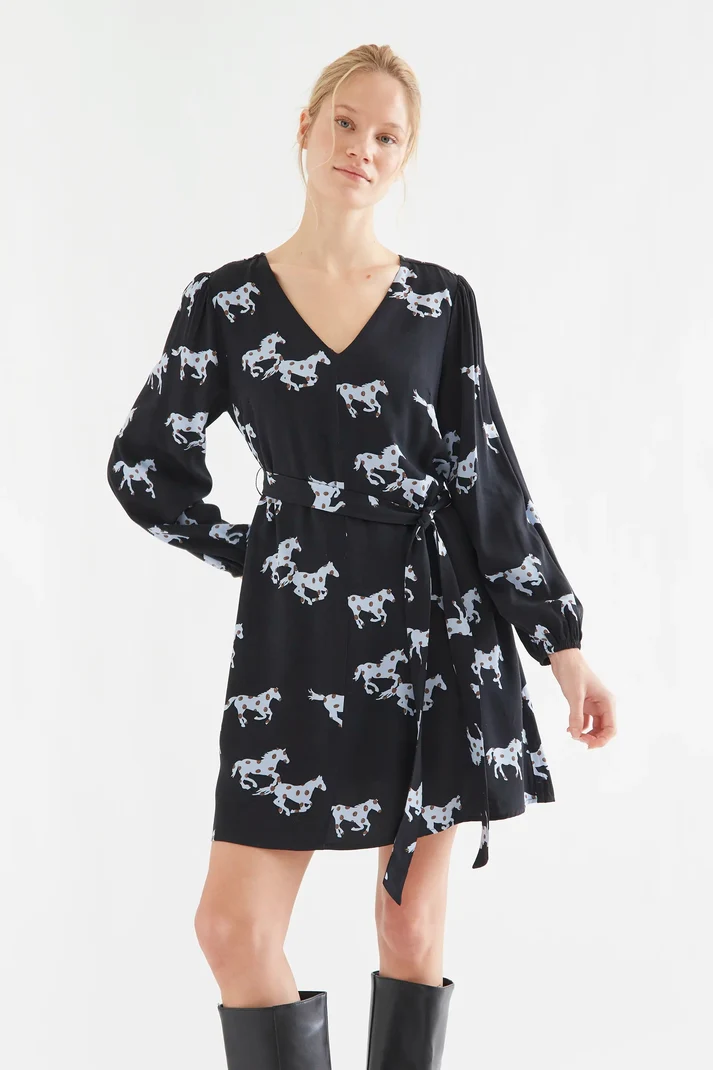 Vestido Corto Estampado Horse Compañia Fantastica